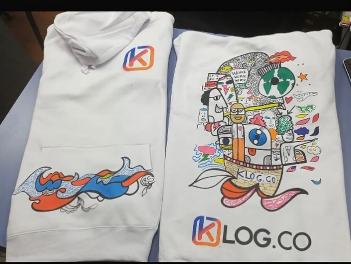 Polerón canguro para Klog.co — DTF