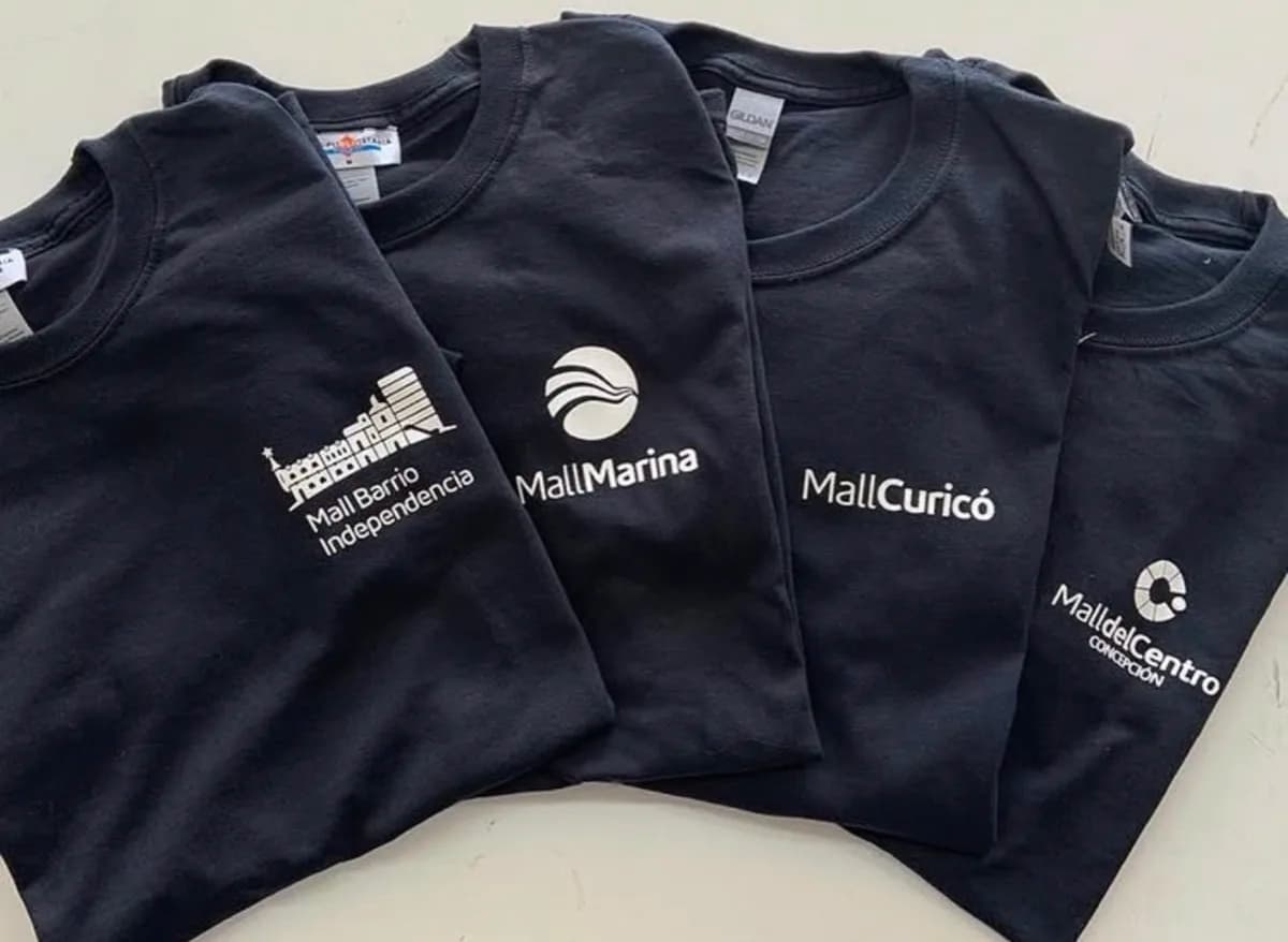 Polera cuello redondo para Malls — Estampado