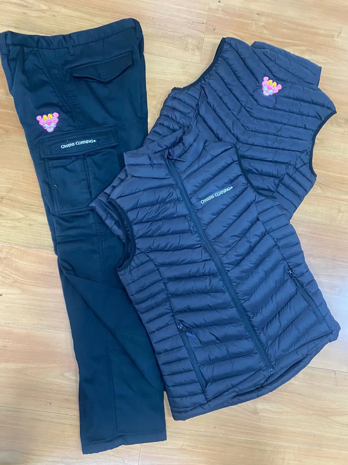 Pantalón cargo, Parka sin manga para Owens Corning — Bordado